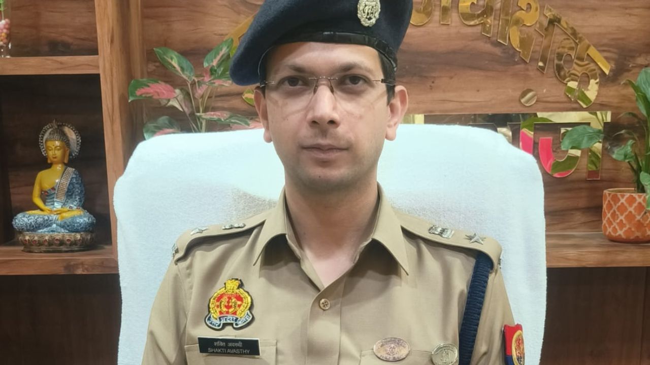 एसपी शक्ति मोहन अवस्थी की सख्त मॉनिटरिंग लाई रंग, महराजगंज पुलिस नंबर-1