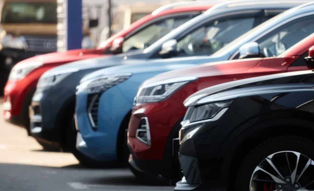 एक साथ लॉन्च होंगी 6 दमदार 7-सीटर SUV कार, जानिए कौन बनेगी आपकी फैमिली की नई पसंद