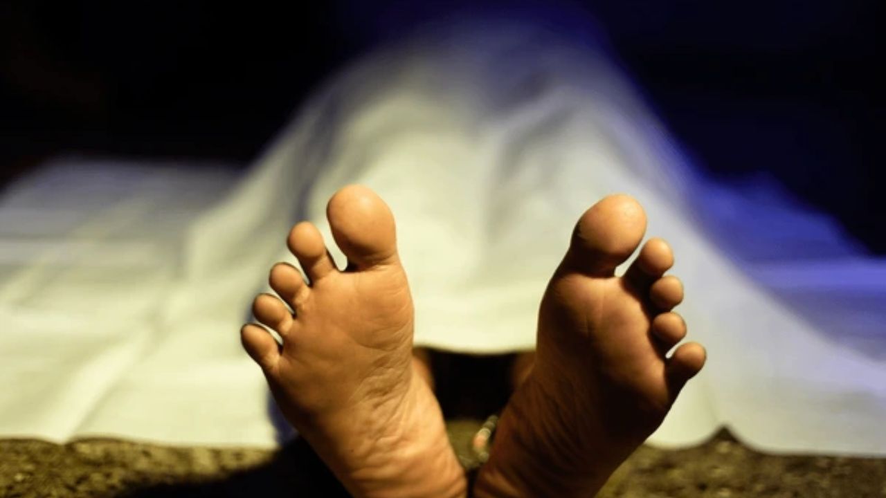 Raebareli News: रायबरेली में किशोरी ने फांसी लगाकर की आत्महत्या, परिवार में मातम