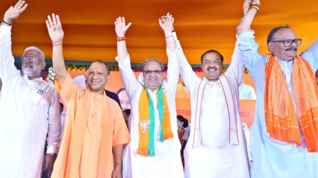 UP Cabinet Expansion: यूपी मंत्रिमंडल में क्या होगा फेरबदल, आईए जानिए किस दिग्गज का कट सकता है पत्ता