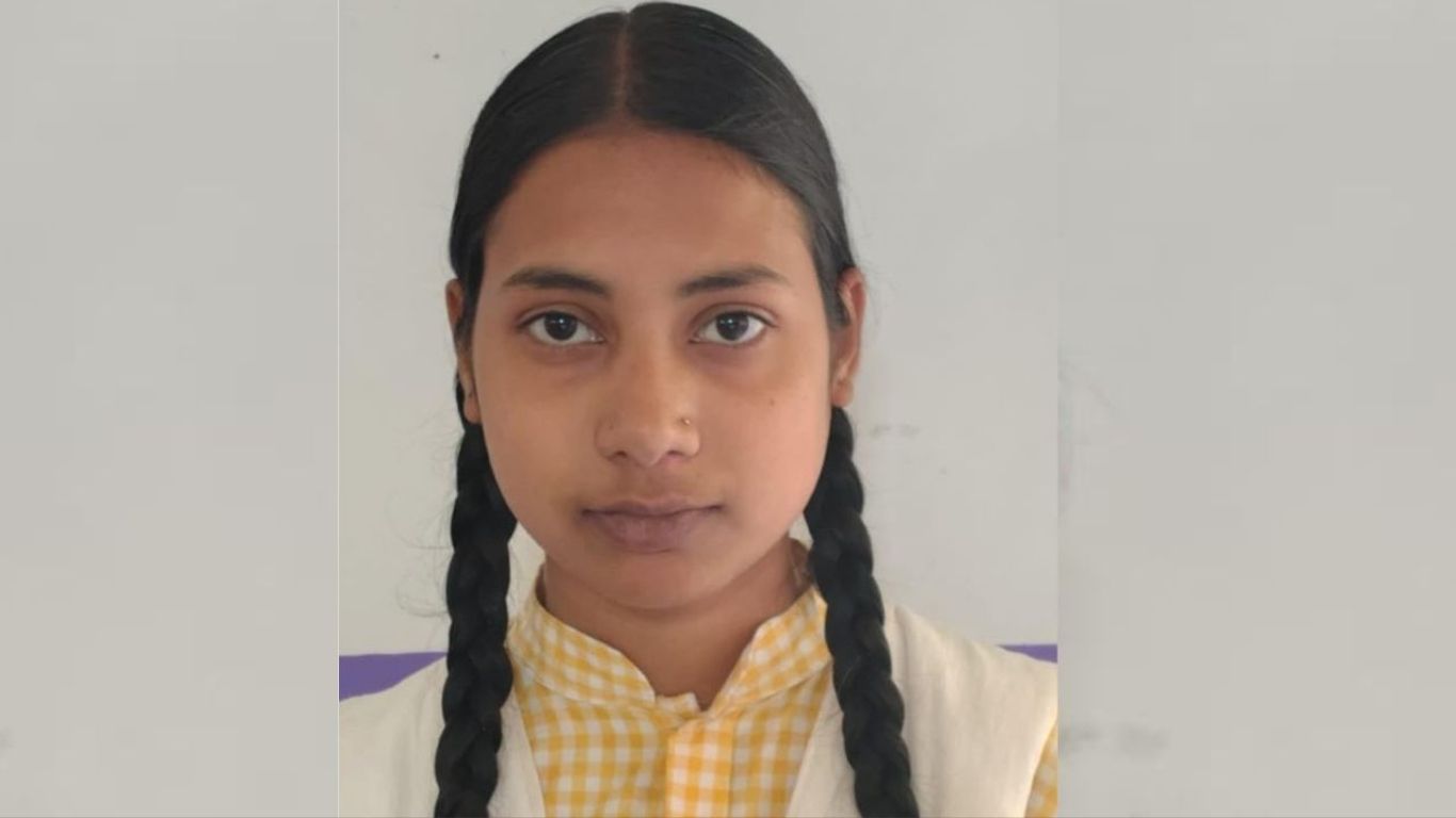 UP Board 10th Topper 2026: कौन हैं कशिश वर्मा और अंशिका वर्मा यूपी बोर्ड कक्षा 10वीं की टॉपर, देखें दसवीं टॉपर्स की लिस्ट