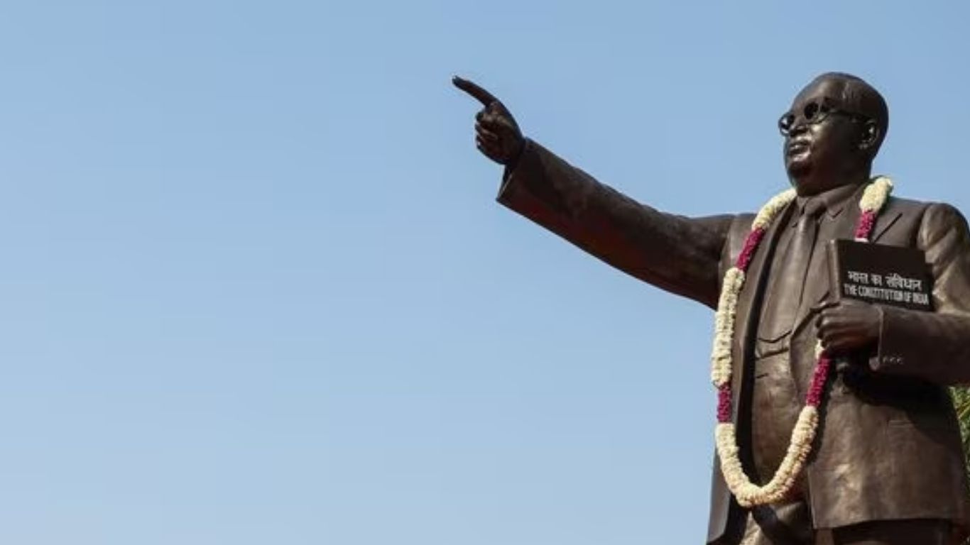 Ambedkar Jayanti 2026: ‘शिक्षित बनो, संगठित रहो और संघर्ष करो’; बाबासाहेब की 135वीं जयंती पर पूरा देश कर रहा नमन