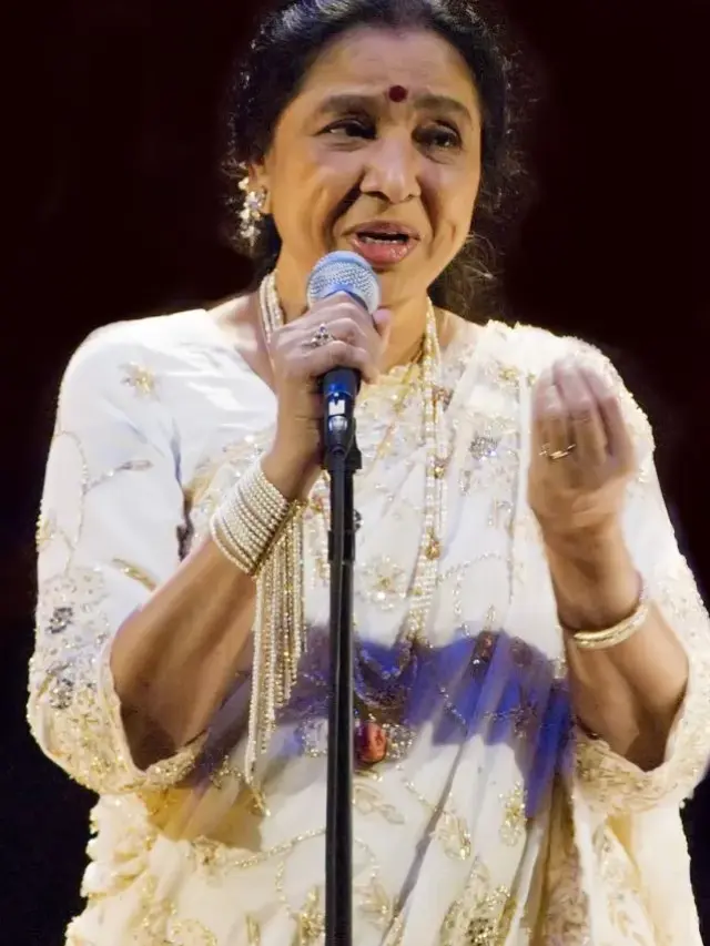 बैन के बाद भी सुपरहिट हुआ Asha Bhosle का ये गाना