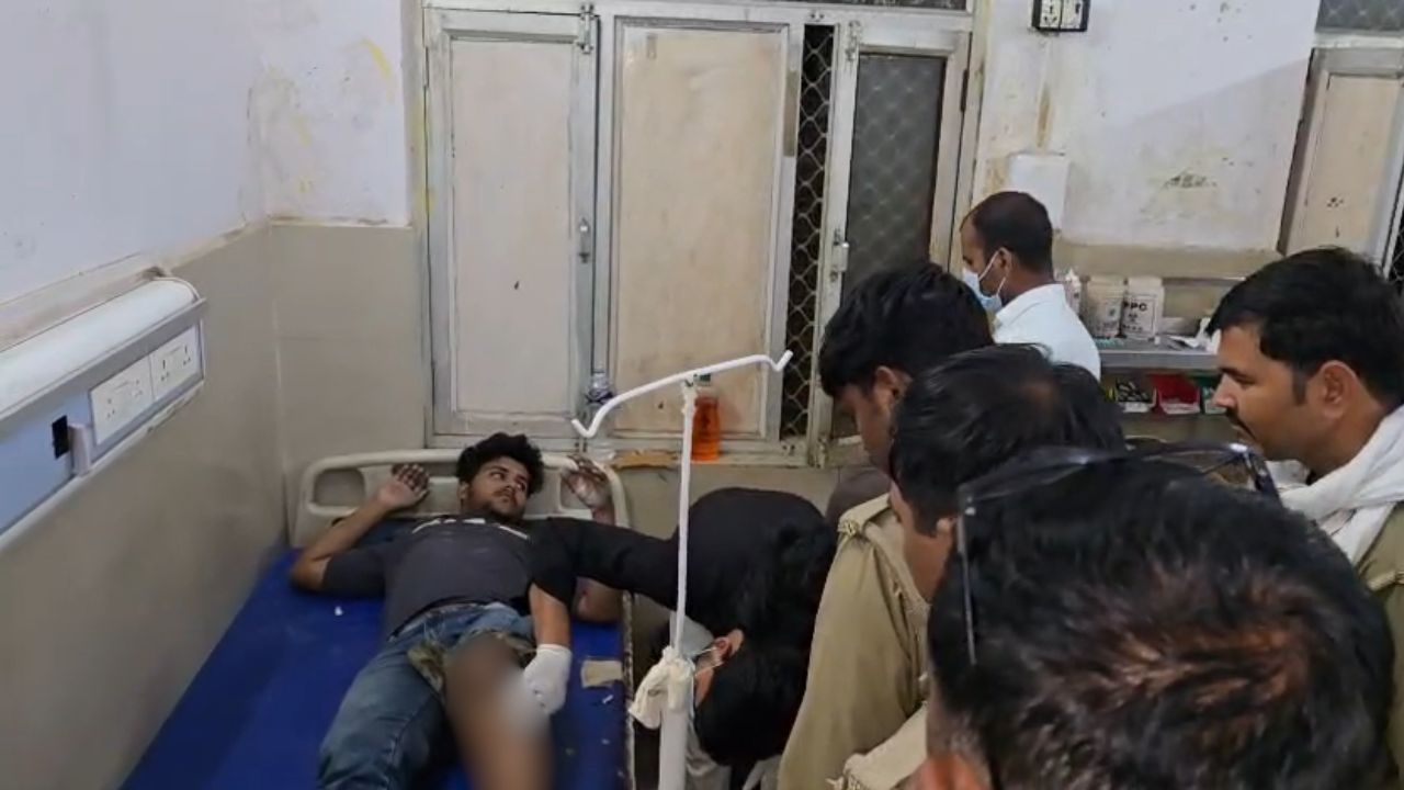 Fatehpur Encounter: पुलिस-मुठभेड़ में इनामी बदमाश दबोचा गया