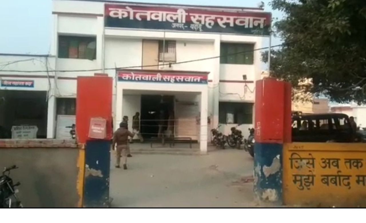 लेखपाल की कलम, वकील की दलील और पत्रकार की धौंस.. 30 लोगों ने मिलकर रची दिल्ली के निवेशक से लूट की स्क्रिप्ट, जानें क्या है मामला