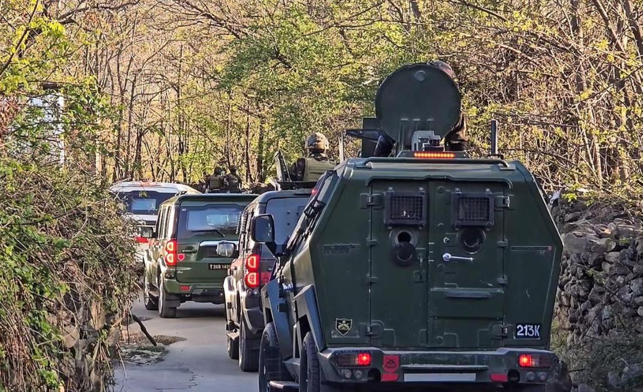 J&K Police: पाकिस्तानी और एक बड़ा नेटवर्क… आखिर पंजाब और कश्मीर के बीच क्या है यह खतरनाक कनेक्शन?