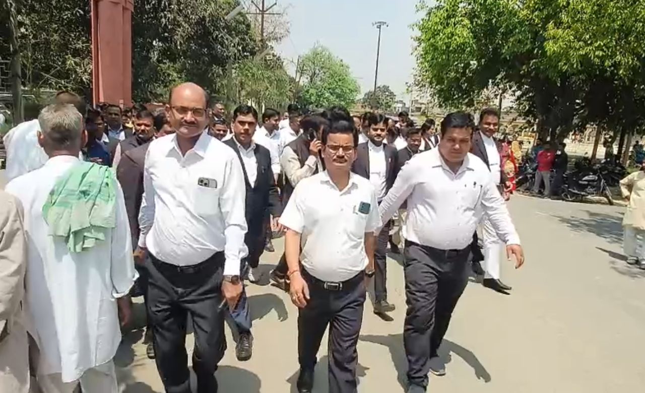 दिनदहाड़े अधिवक्ता की हत्या से महराजगंज में उबाल! आन्दोलन की चेतावनी