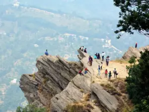 नैनीताल में आस्था का केंद्र, यहां प्रकृति की गोद में पूरी होती है संतानों की मनोकामना