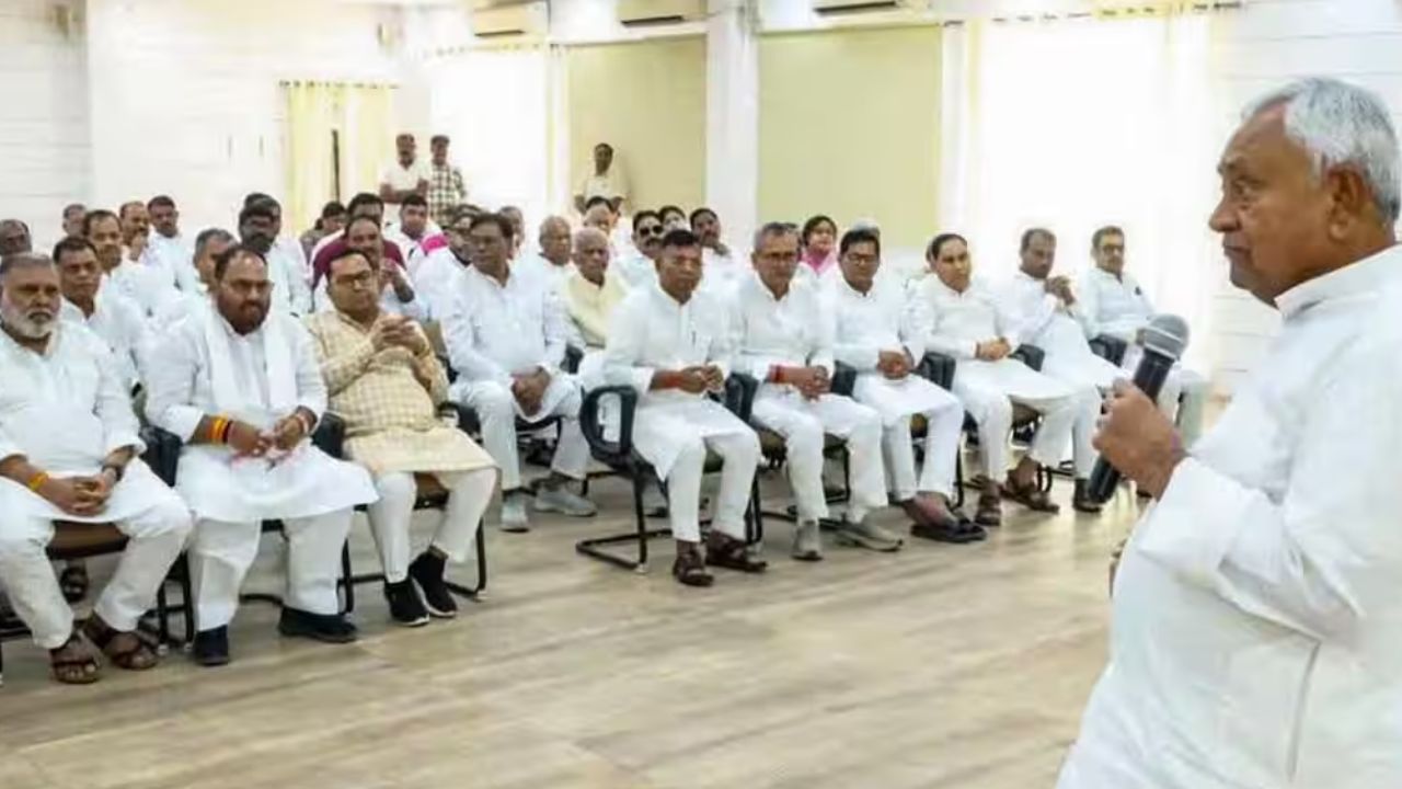 जेडीयू में नीतीश कुमार का मास्टरस्ट्रोक, विधायक दल का नेता कौन बना और क्यों? पढ़िए पूरी रिपोर्ट