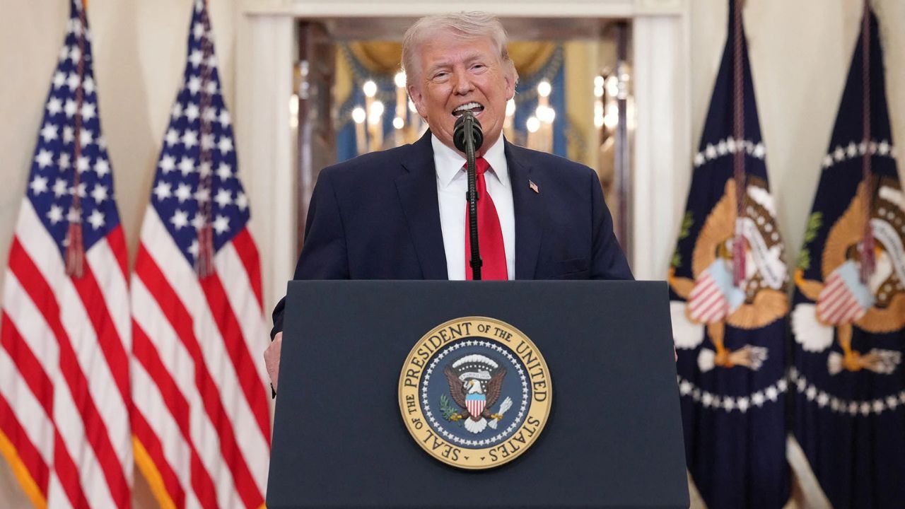 ट्रंप की पलटी बाजी से दुनिया हैरान, जानिये कब-कब बदले बयान; क्या पड़ा सभी देशों पर असर?