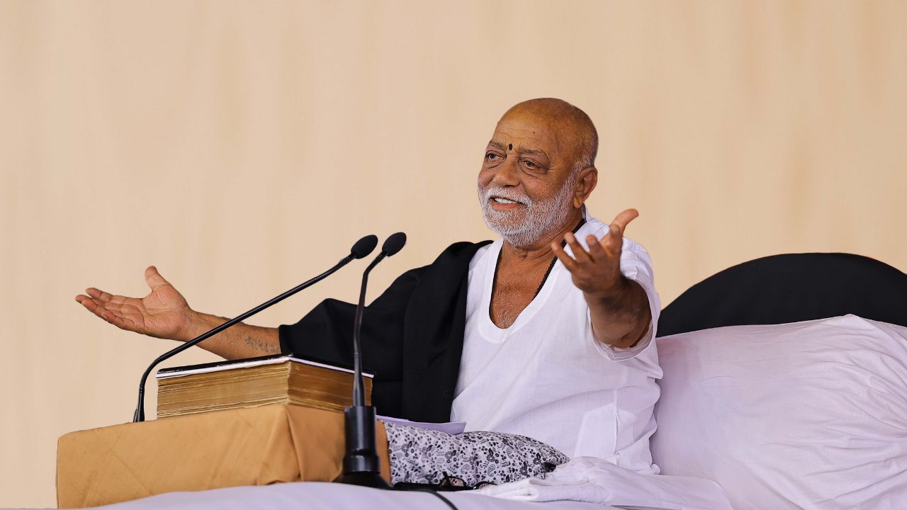 Morari Bapu Ram Katha 2026: मुजफ्फरनगर के शुकतीर्थ में 2-10 मई तक भव्य आयोजन