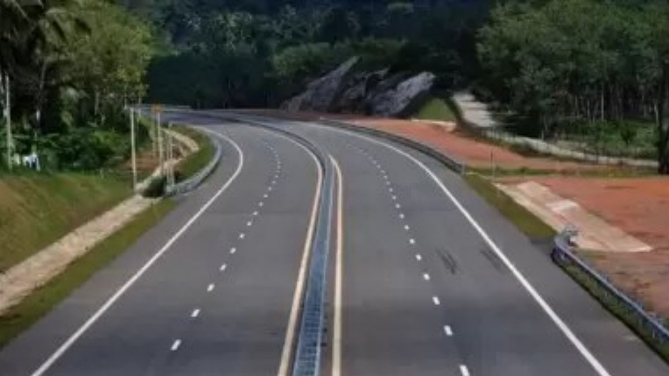 बलरामपुर का बदलता चेहरा: आस्था से उद्योग तक विकास की नई कहानी