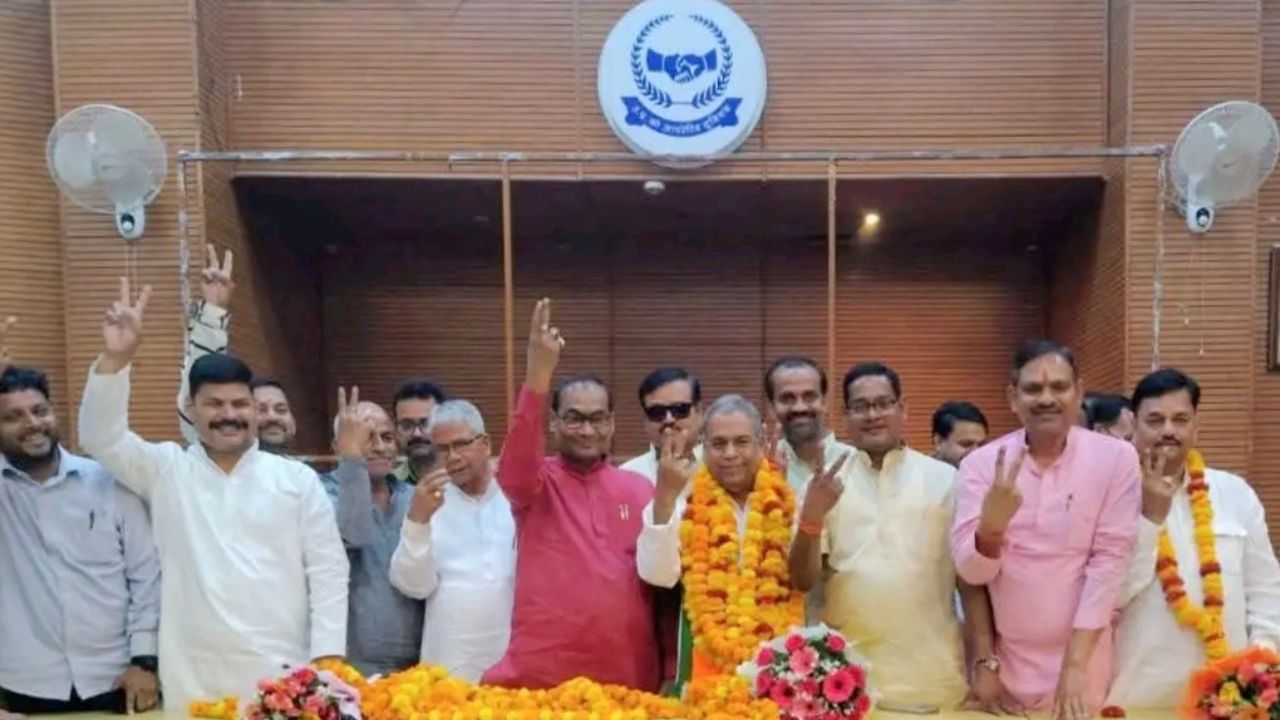 फरेंदा के पूर्व विधायक शिवेंद्र चौधरी को मिली बड़ी जिम्मेदारी,बने UP के ऑपरेटिव यूनियन के अध्यक्ष 