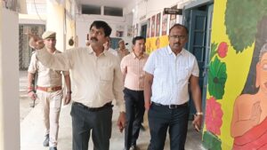 होमगार्ड्स भर्ती परीक्षा की तैयारियों पर डीएम सख्त: केंद्रों का किया निरीक्षण, नकलविहीन परीक्षा के दिए निर्देश