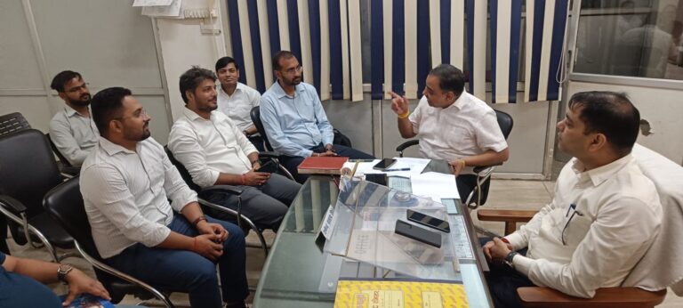 Gorakhpur:  डीएसओ ने दी चेतावनी-पेट्रोल-डीजल की कमी हुई तो होगी कार्रवाई