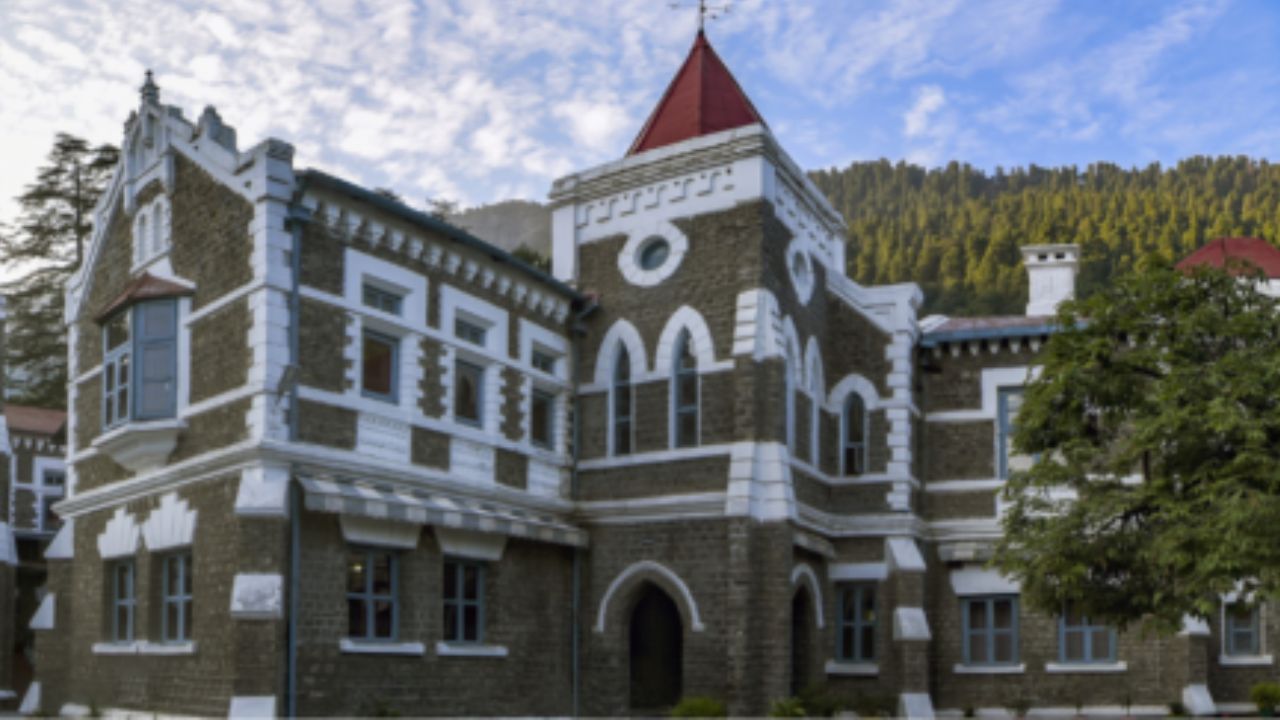 नैनीताल हाईकोर्ट को बम से उड़ाने की धमकी, परिसर में मचा हड़कंप