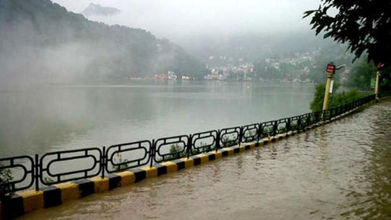 Weather News: मौसम का कहर, बारिश ने रोकी Nainital की रफ्तार