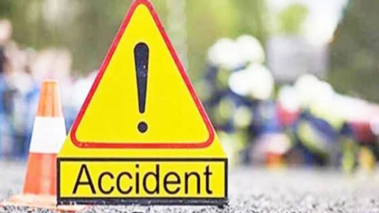 Road Accident: अयोध्या से लौटते वक्त लगी झपकी और… जालौन में दर्दनाक सड़क हादसा