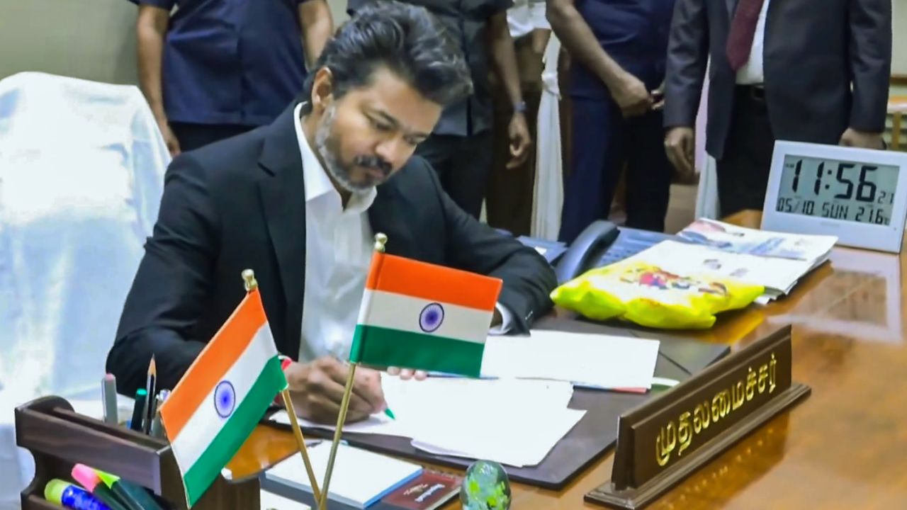 तमिलनाडु में सीएम बनते ही विजय सरकार का बड़ा एक्शन, इन इलाकों में शराब की दुकानें अगले दो हफ्तों में होगी बंद