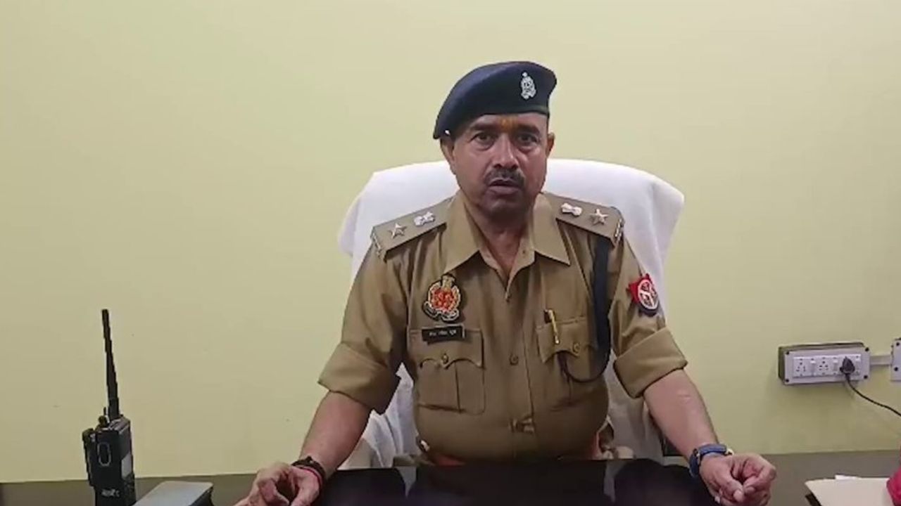 यूपी में दो पीपीएस अधिकारियों के तबादले: अयोध्या के एसपी सुरक्षा बलरामाचारी दुबे हटाए गए