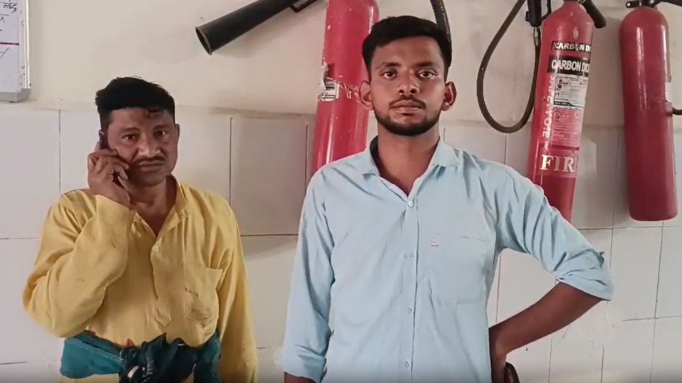 Badaun News: दशमा संस्कार से लौट रही महिला के साथ रास्ते में हुआ ऐसा हादसा, घर पहुंचने से पहले ही खत्म हो गई जिंदगी