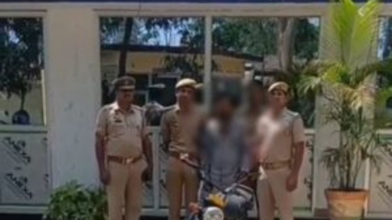 Gorakhpur News: वाहन चोरों पर हरपुर बुदहट पुलिस का ‘डिजिटल हंटर’: 4 दिन के भीतर बाइक चोर गिरफ्तार, जानें पुलिस का पूरा ऑपरेशन