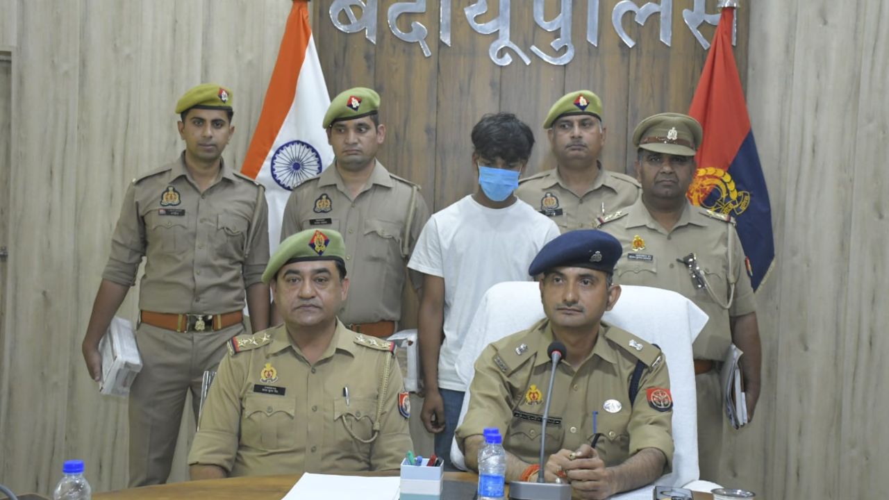 Budaun News: पूर्व कर्मचारी निकला मास्टरमाइंड, 2 लाख लूट का पुलिस ने ऐसे किया खुलासा…