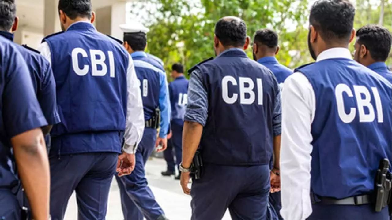 Defence Tender Scam: सेना के टेंडर में रिश्वतकांड, CBI का कानपुर में छापा; कंपनी संचालक फरार