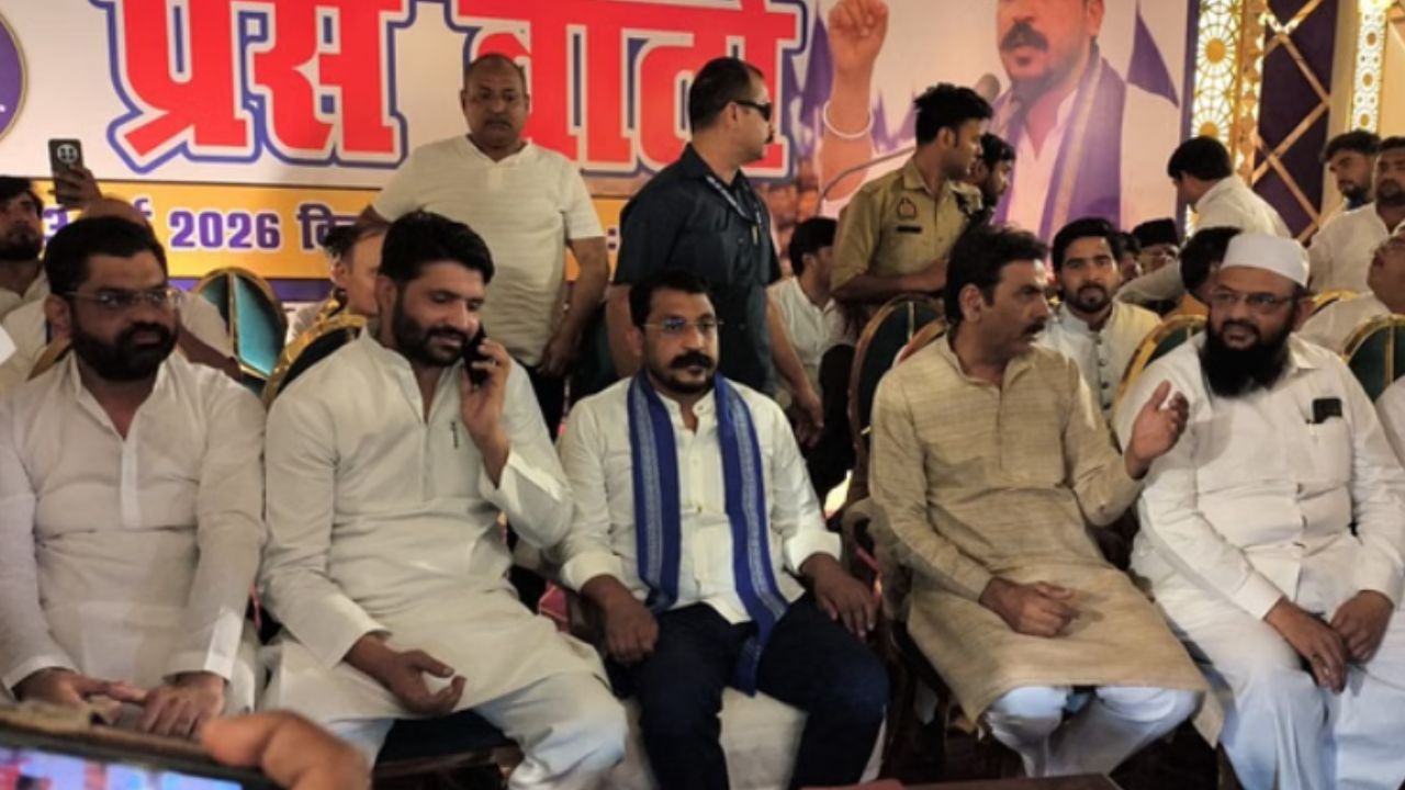 मेरठ में Chandrashekhar Azad का शक्ति प्रदर्शन : वेस्ट यूपी के बड़े नेताओं की पार्टी में एंट्री… इन सीटों पर लड़ने का ऐलान