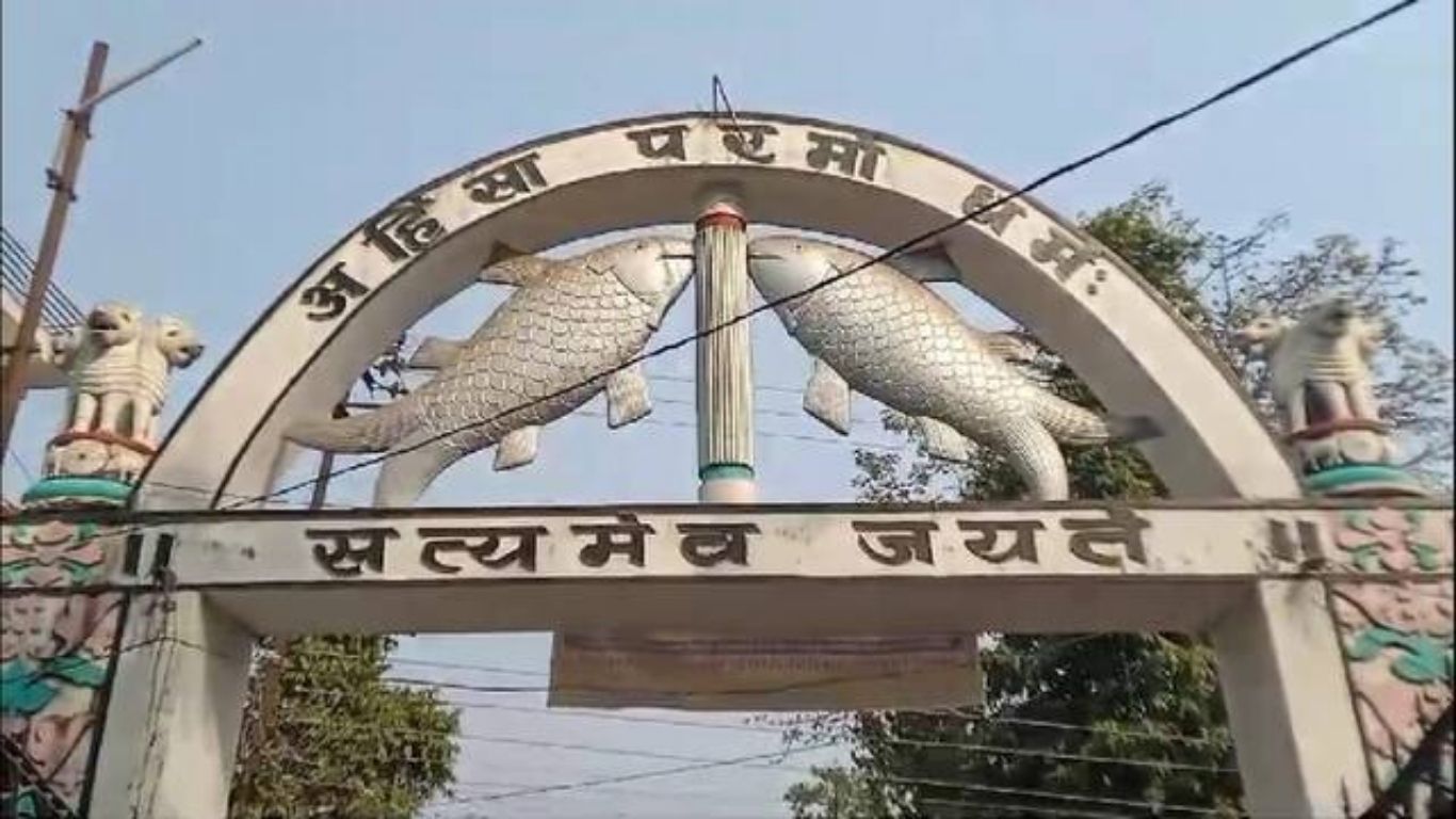 Deoria News: 13 साल पुराने हत्या मामले में आया फैसला, दो दोषियों को 7-7 साल की सजा