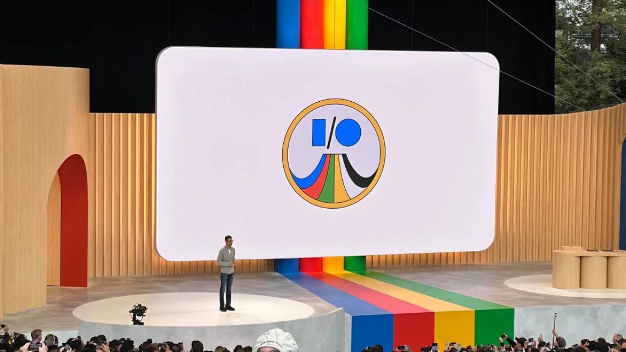 Google ने किया बड़ा धमाका! I/O 2026 में AI Search, Ask YouTube और Android XR ग्लासेस लॉन्च
