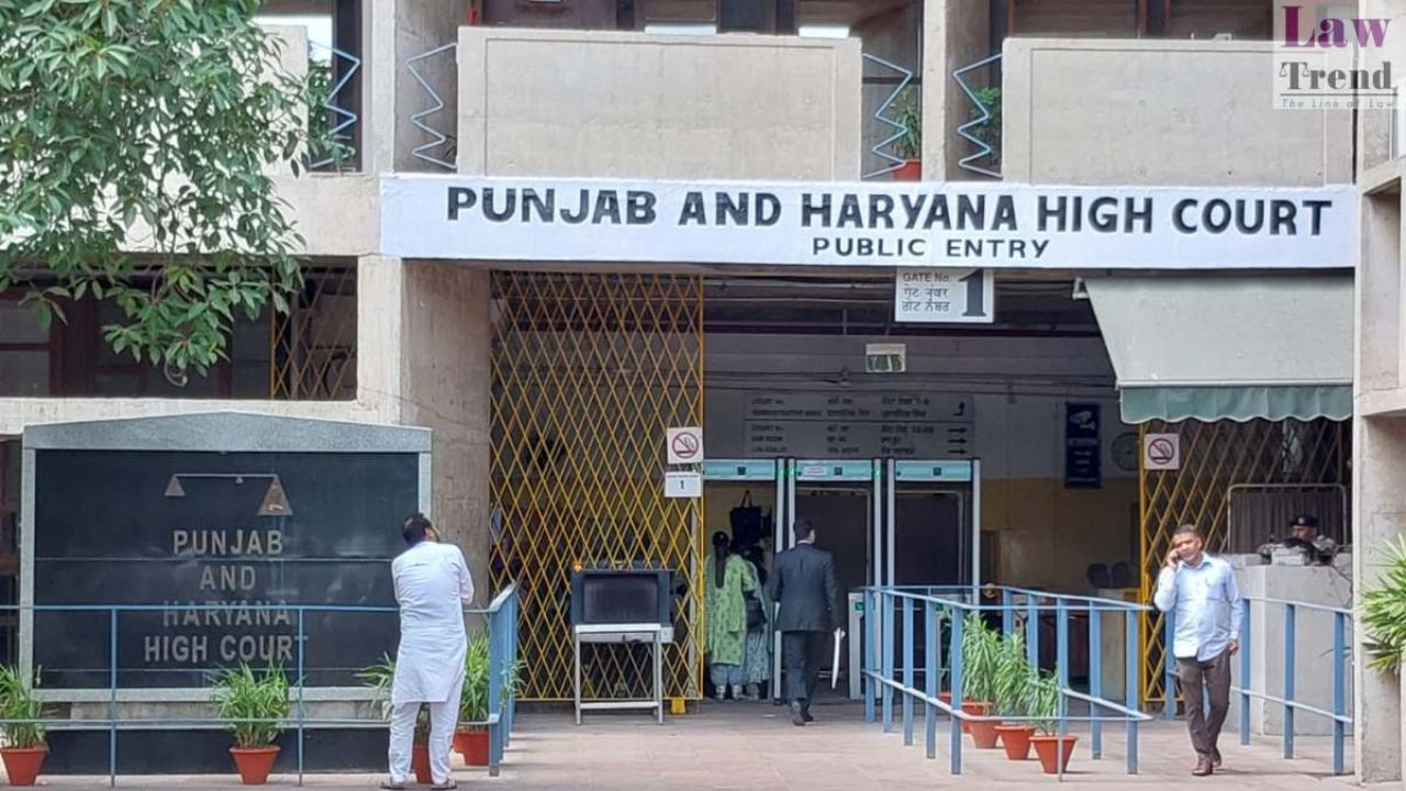 Govt Job Alert: हाईकोर्ट में क्लर्क बनने का सुनहरा मौका, ग्रेजुएशन पास युवा कर सकते हैं अप्लाई, जानें योग्यता और चयन प्रक्रिया
