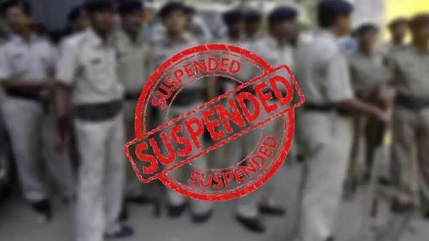 Muzaffarnagar: वर्दी में रील बनाना पड़ा भारी, SSP ने सब-इंस्पेक्टर समेत दो को किया सस्पेंड; महकमे में हड़कंप