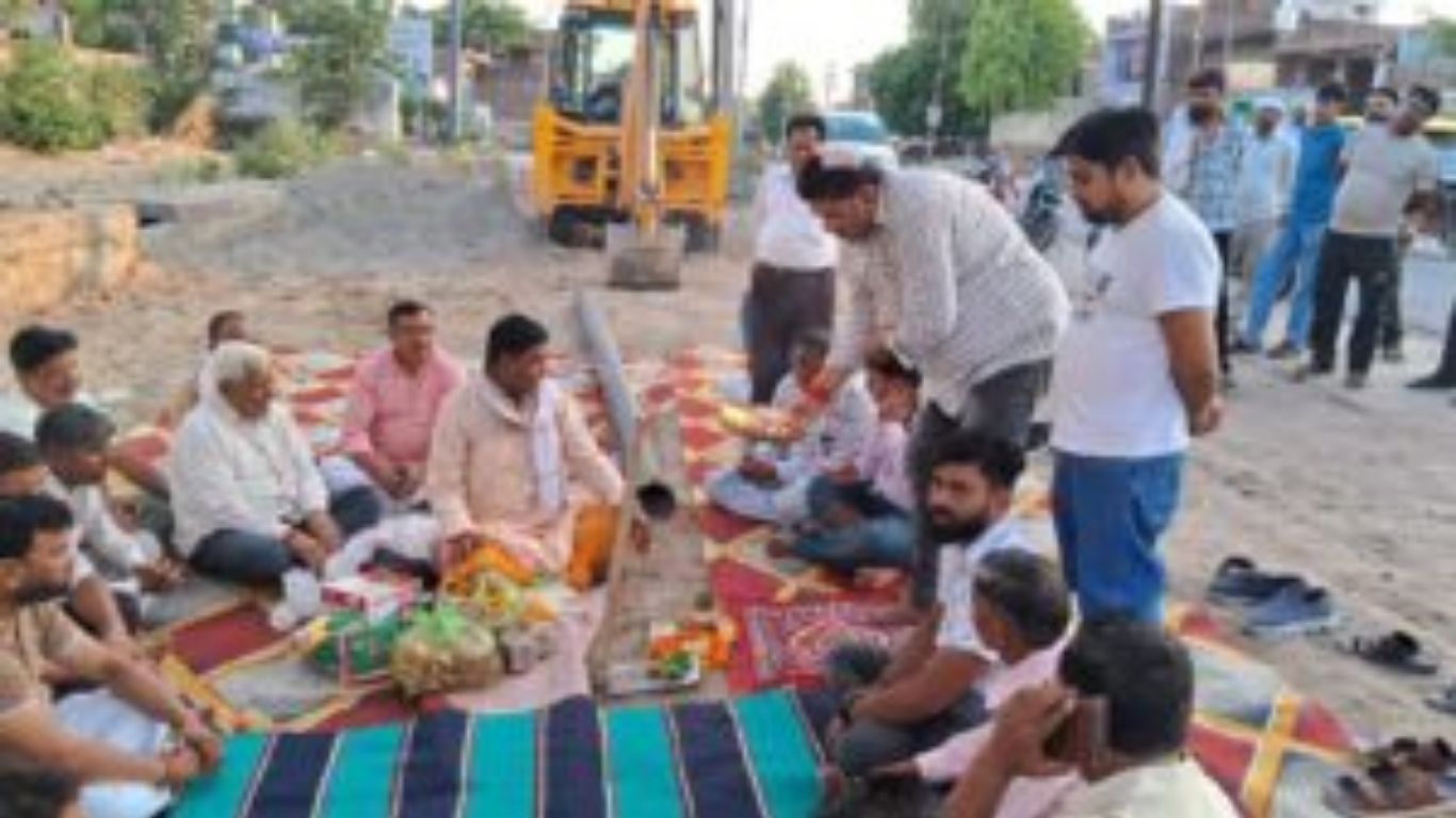 Kanpur Dehat News: तीन हजार परिवारों के लिए राहत भरी खबर, पेयजल योजना का हुआ श्रीगणेश