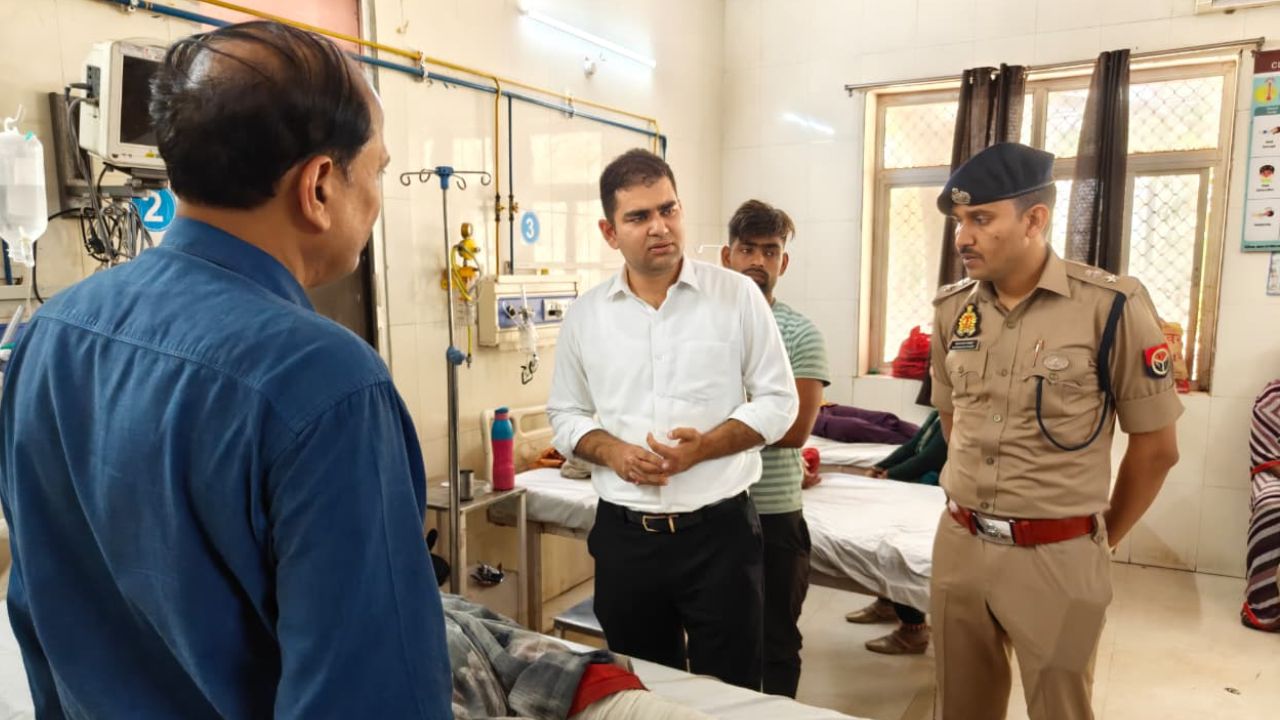 कौशांबी में बड़ा हादसा:  मिट्टी का टीला भरभराकर गिरा, 3 महिलाओं की मौत और 2 घायल