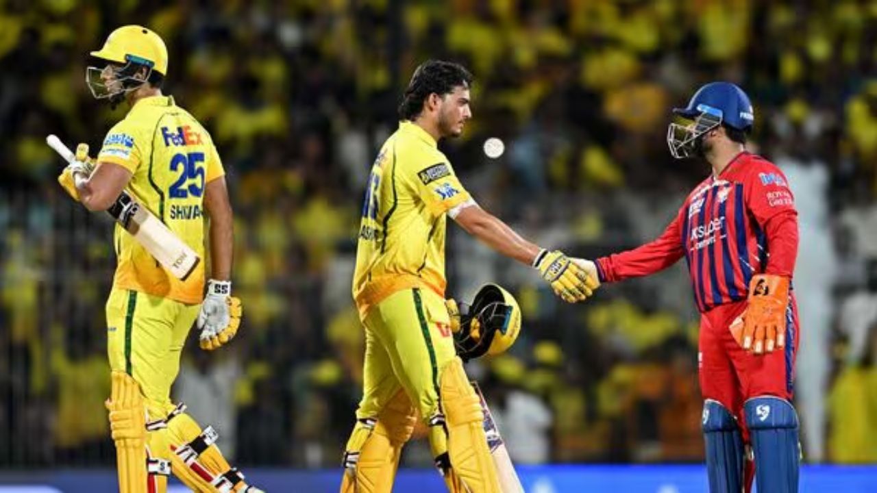 LSG vs CSK: संजू की कप्तानी में चेन्नई लगाएगी जीत की दहाड़? लखनऊ के होम ग्राउंड पर छिड़ा महायुद्ध, कौन मारेगा बाजी?