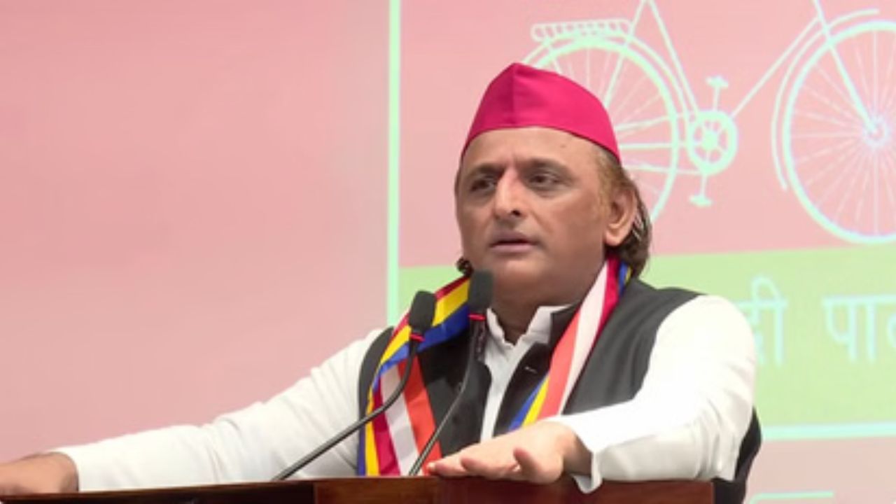 सपा ने खोली ईडी और बीजेपी की पोल, मिलीभगत का आरोप