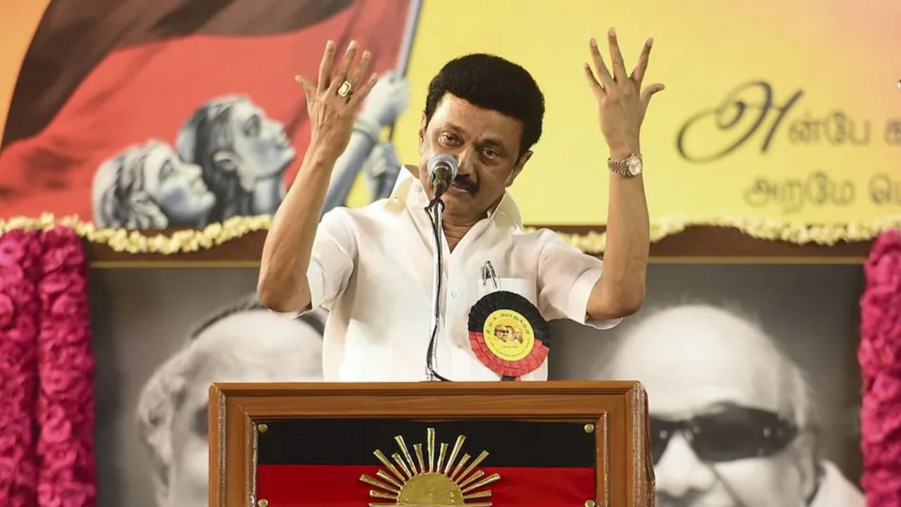 Tamil Nadu Election Result: तमिलनाडु में बड़ा उलटफेर, DMK पीछे