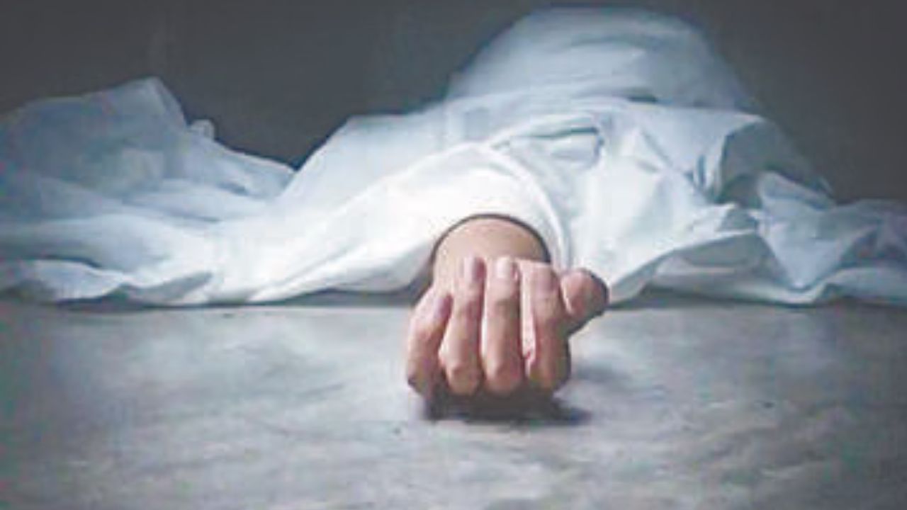 मिर्जापुर में रिजल्ट से आहत 18 वर्षीय छात्र ने की आत्महत्या, इकलौते बेटे की मौत से परिवार में कोहराम