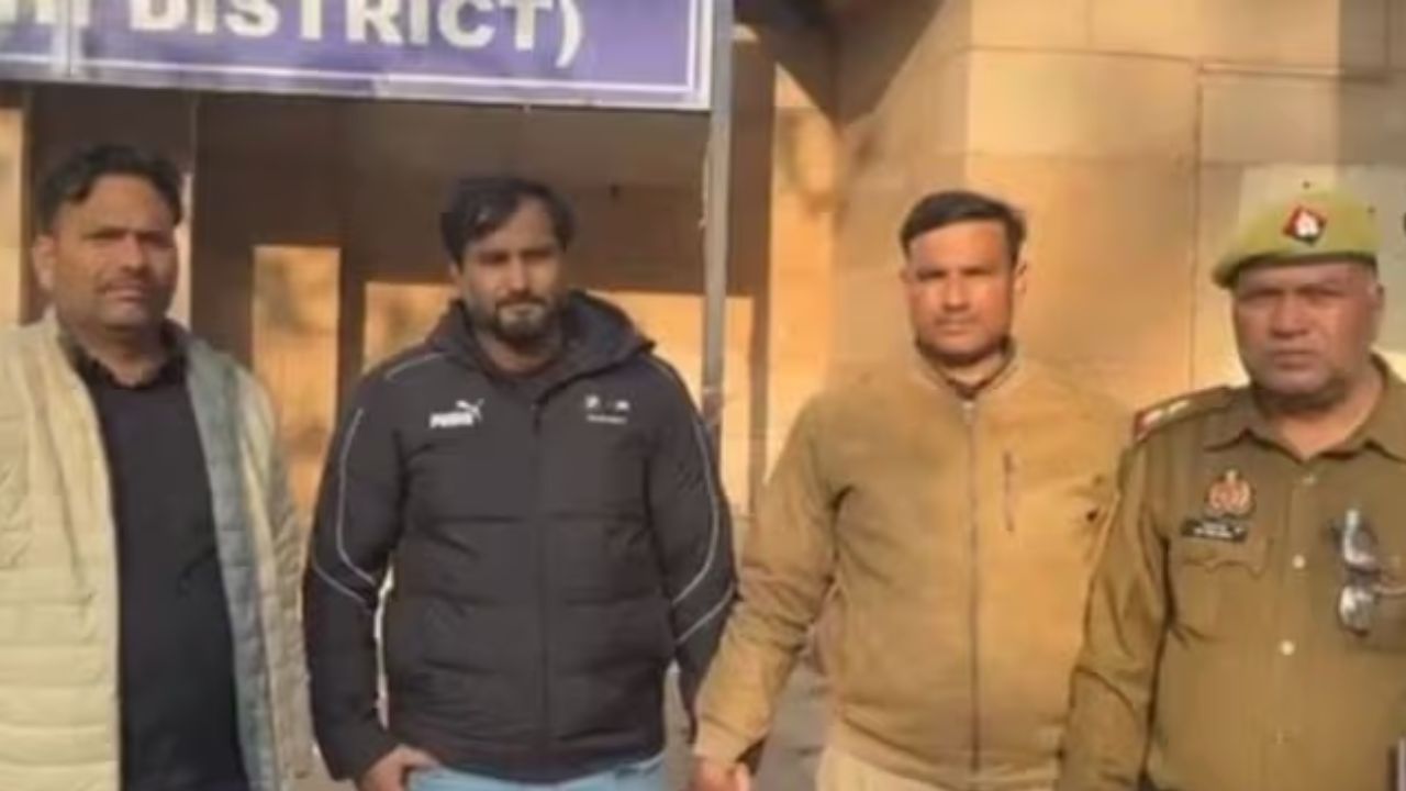 दोस्ती, धर्मांतरण और ब्लैकमेल… मिर्जापुर ‘जिम जिहाद’ केस में बड़ा एक्शन, 10 आरोपियों पर गैंगस्टर एक्ट