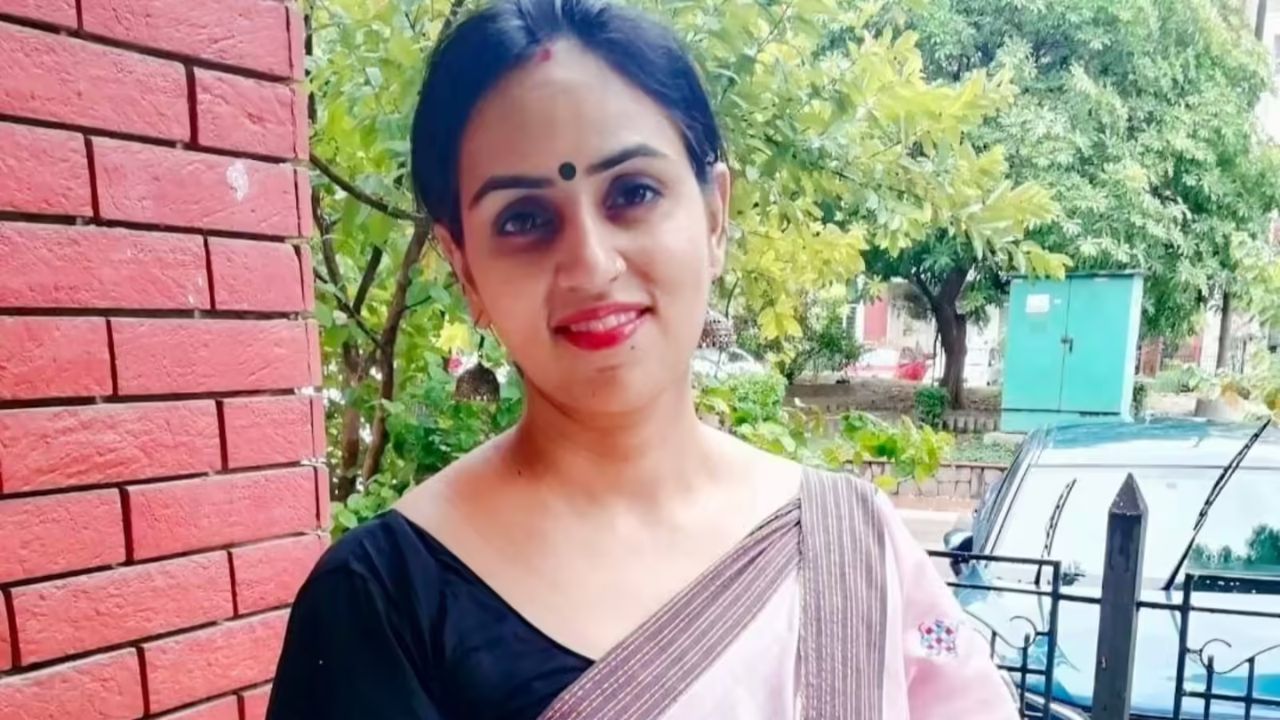 PCS Success Story: रूढ़ियों को तोड़ तीन बच्चों की मां दीपा भाटी ऐसे बनीं डिप्टी जेलर