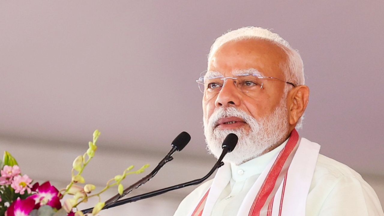 नई दिल्ली: पीएम बोले-गंगा के साथ हमें बह्मपुत्र का भी मिला आशीर्वाद
