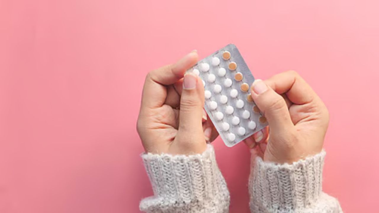 Period Postpone Pills:पीरियड्स टालने वाली गोलियां बन सकती हैं जानलेवा, जानें इस टैबलेट का खौफनाक सच