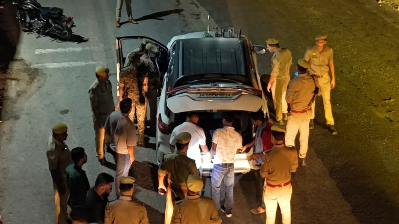 सोनभद्र पुलिस हाई अलर्ट: पूरी रात चला चेकिंग अभियान, संदिग्धों और वाहनों की हुई सख्त जांच