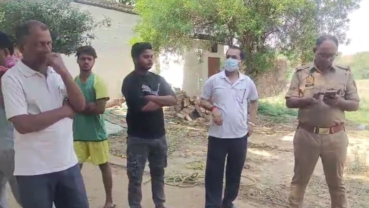 Sonbhadra: कुएं से आ रही बदबू से जब सच्चाई खुली तो ग्रामीण भौचक