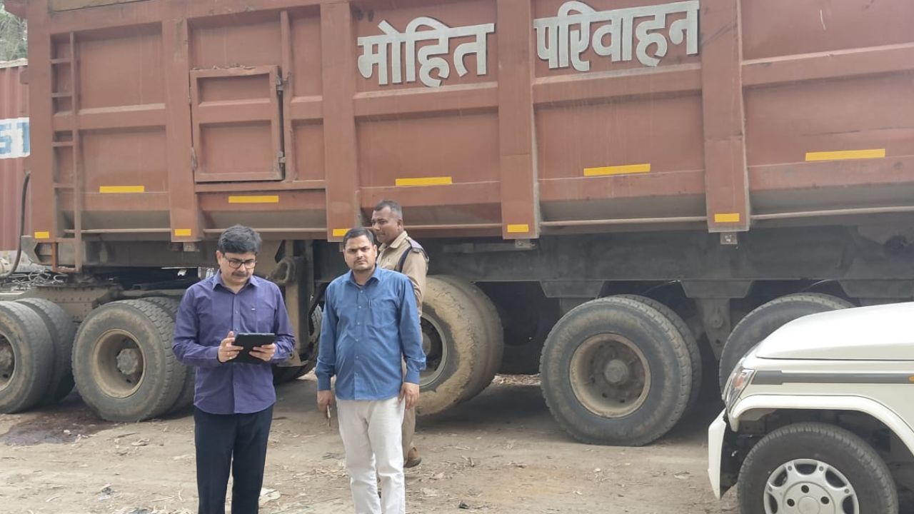 हमीरपुर में ओवरलोड ट्रकों पर बड़ी कार्रवाई, ट्रांसपोर्टरों में हड़कंप