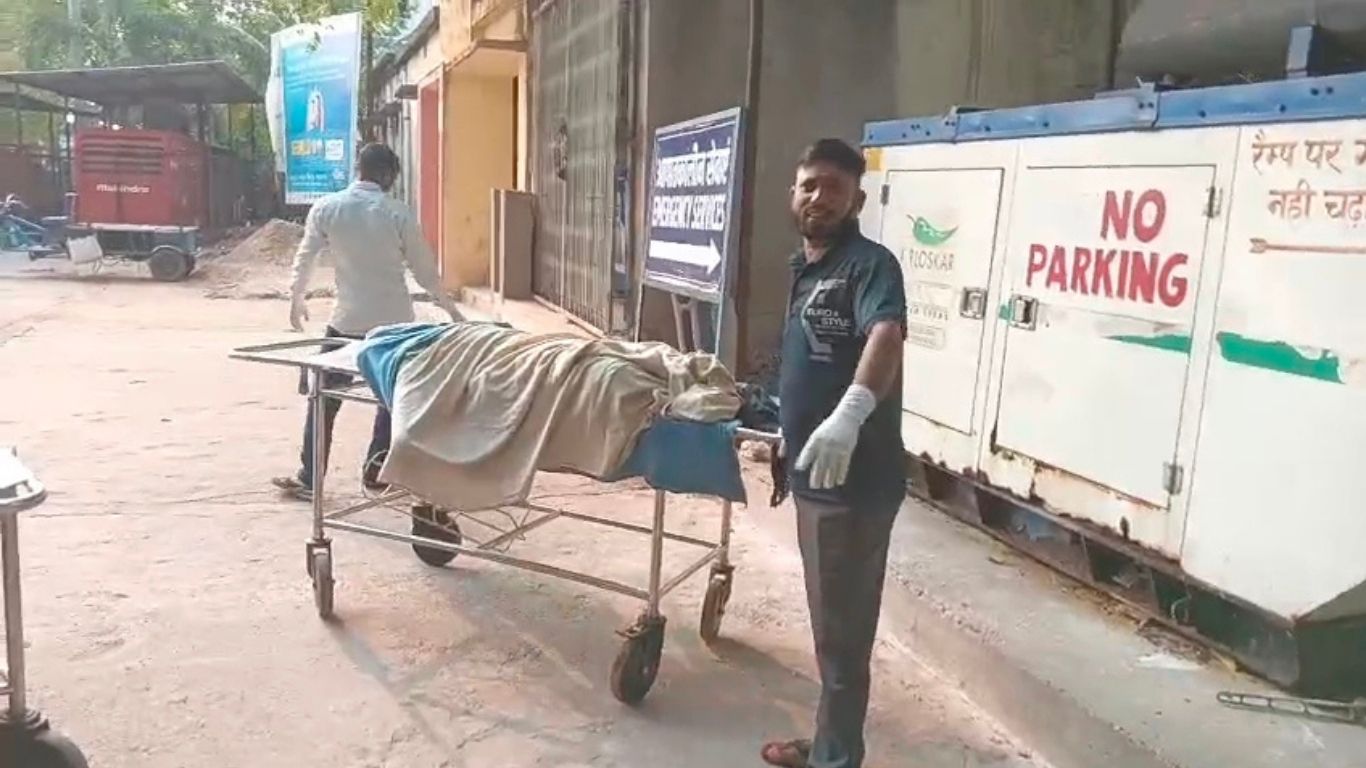 Deoghar: दो महीने, दो मौतें और कई सवाल! देवघर रिमांड होम में आखिर क्यों बार-बार हो रही हैं युवतियों की मौतें? जानें क्या है मामला
