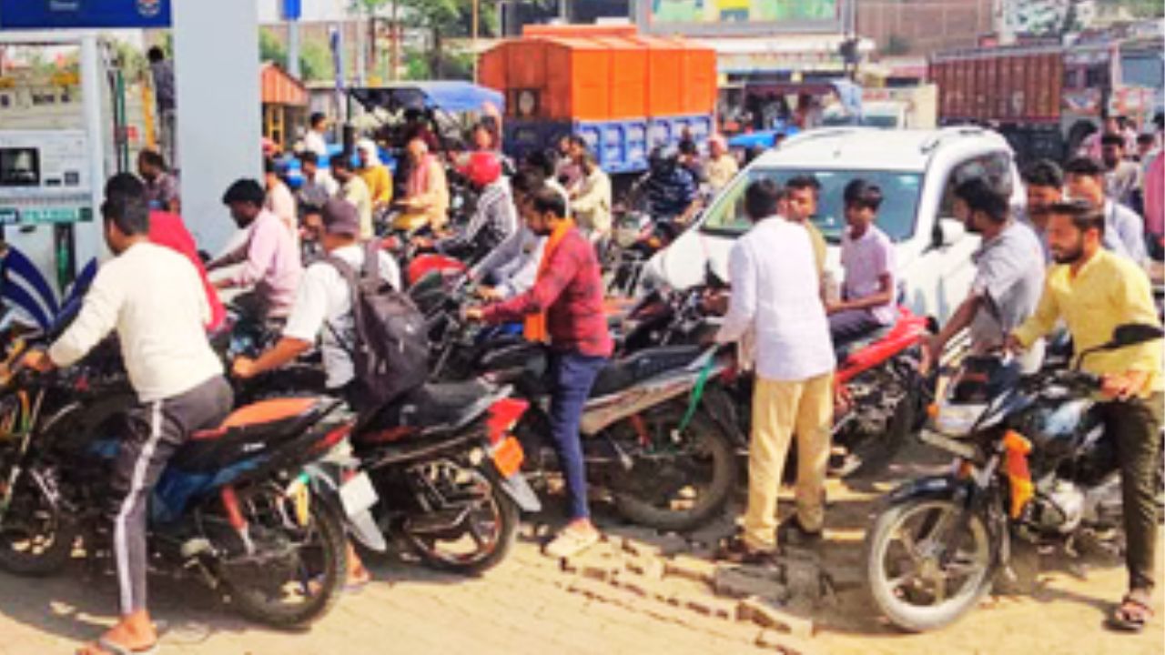 गन पॉइंट पर पेट्रोल भरवाने वाला निकला 17 मुकदमों का हिस्ट्रीशीटर, गिरफ्तारी के बाद हुआ बड़ा खुलासा