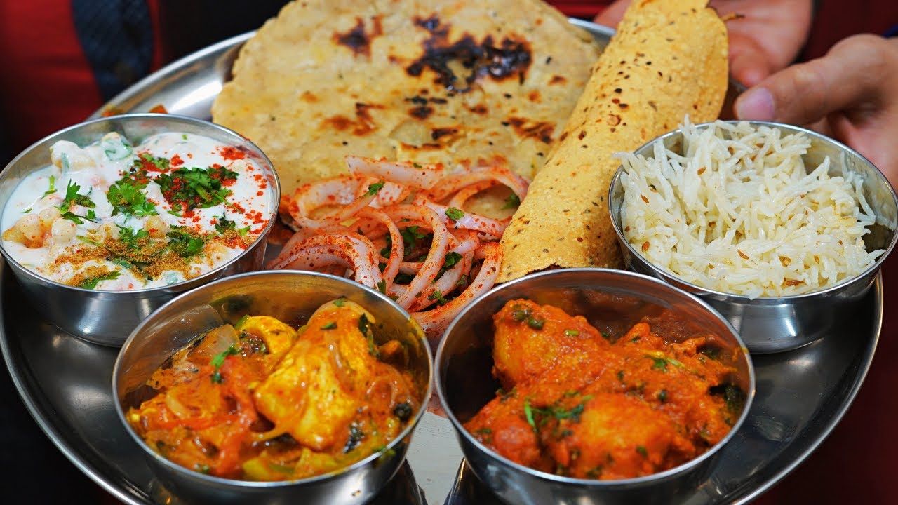 यहां कूड़ा फेंको नहीं… बदलकर मिलता है भरपेट खाना! आखिर कौन सा है ये रहस्यमयी ‘कैफे’ जो सबको चौंका रहा है?