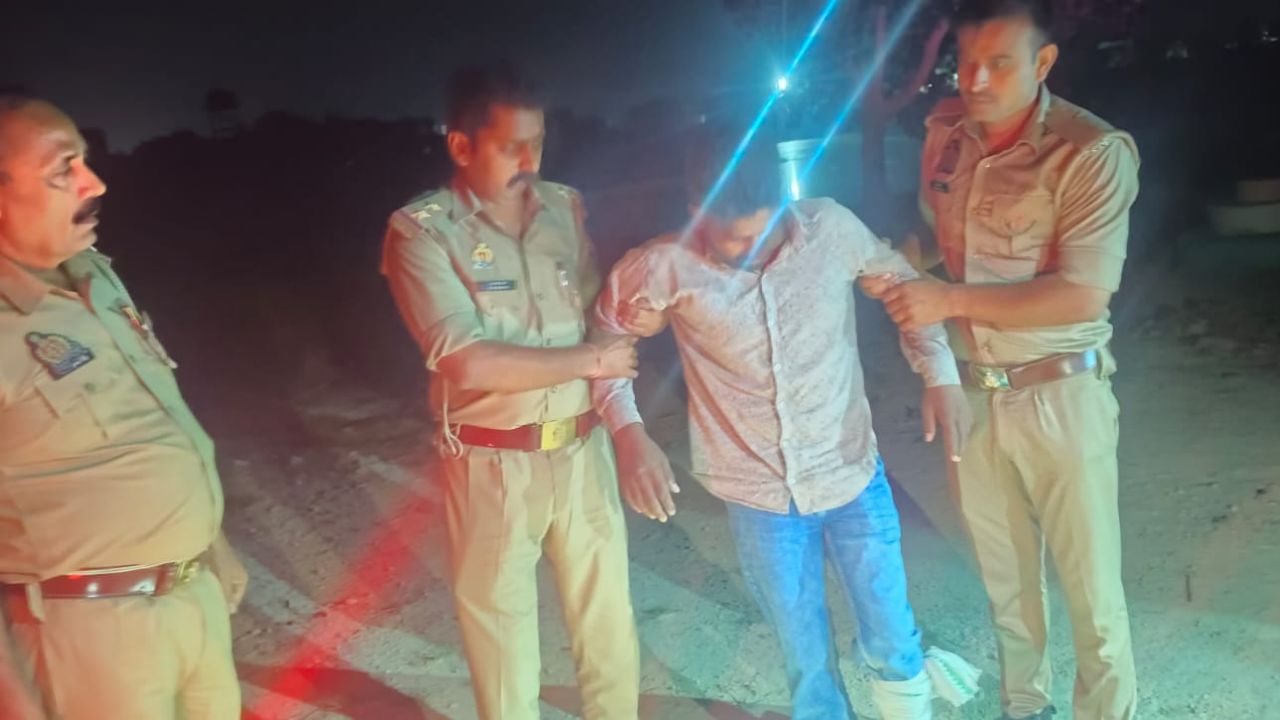 बलिया में पुलिस मुठभेड़ में 5 बदमाश गिरफ्तार, एक के पैर में लगी गोली
